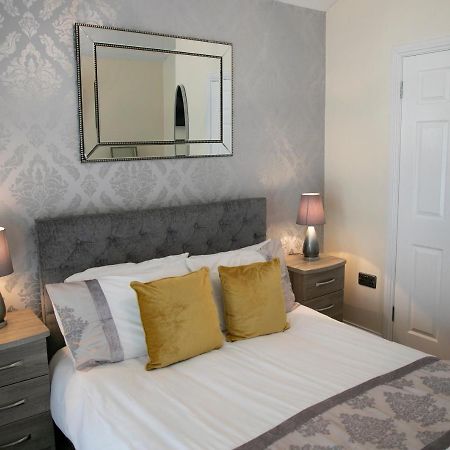 Arch House B&B & Apartments Άθλον Εξωτερικό φωτογραφία