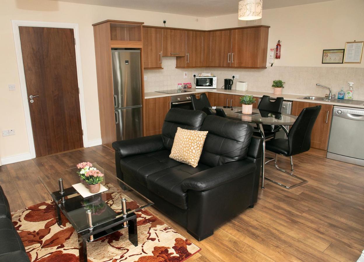 Arch House B&B & Apartments Άθλον Εξωτερικό φωτογραφία