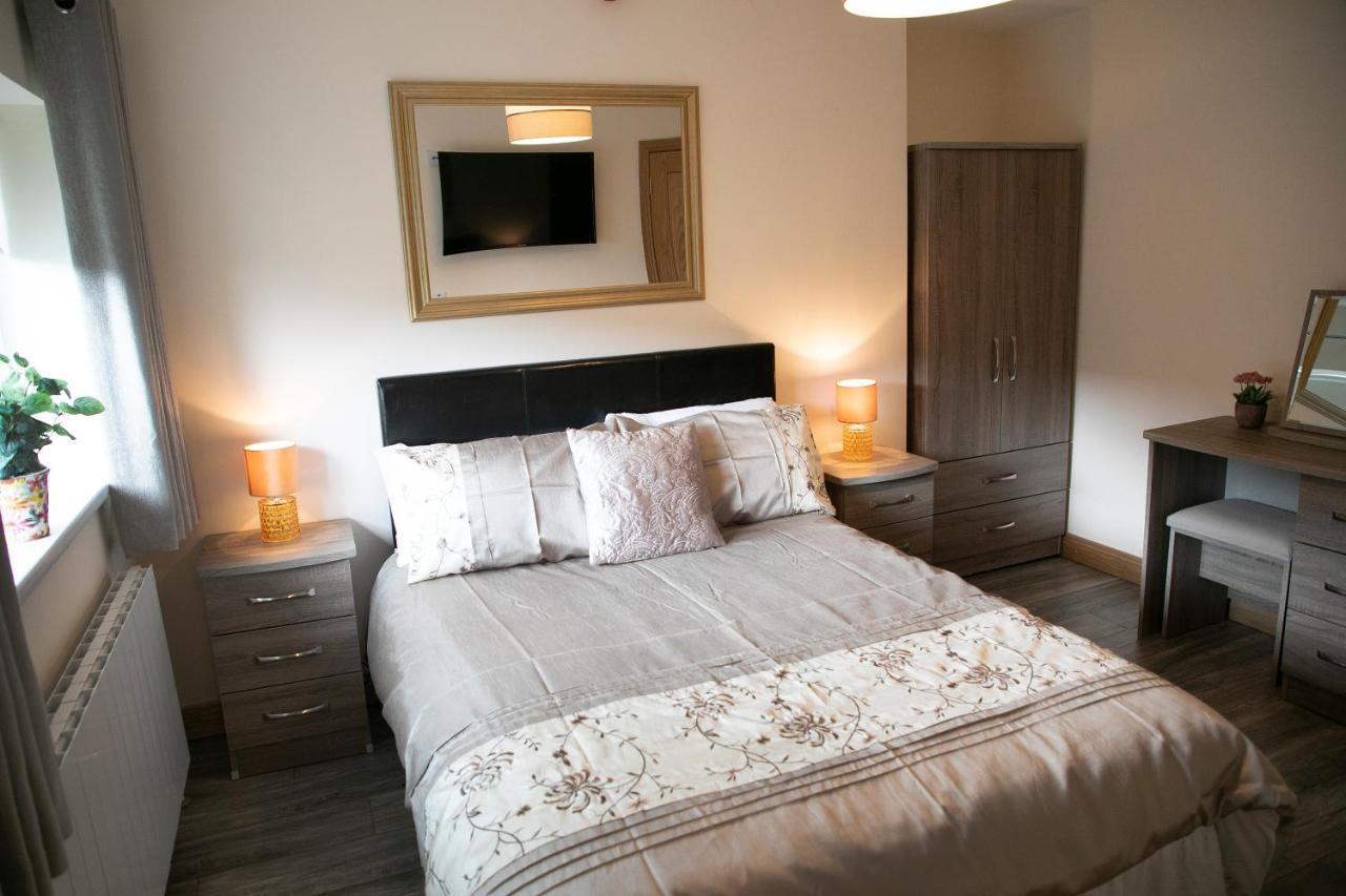 Arch House B&B & Apartments Άθλον Εξωτερικό φωτογραφία