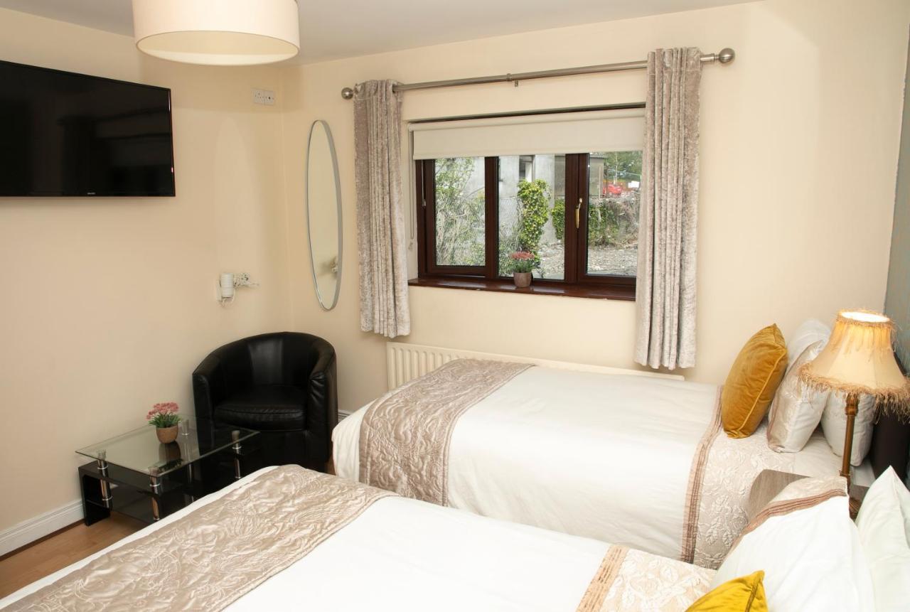 Arch House B&B & Apartments Άθλον Εξωτερικό φωτογραφία