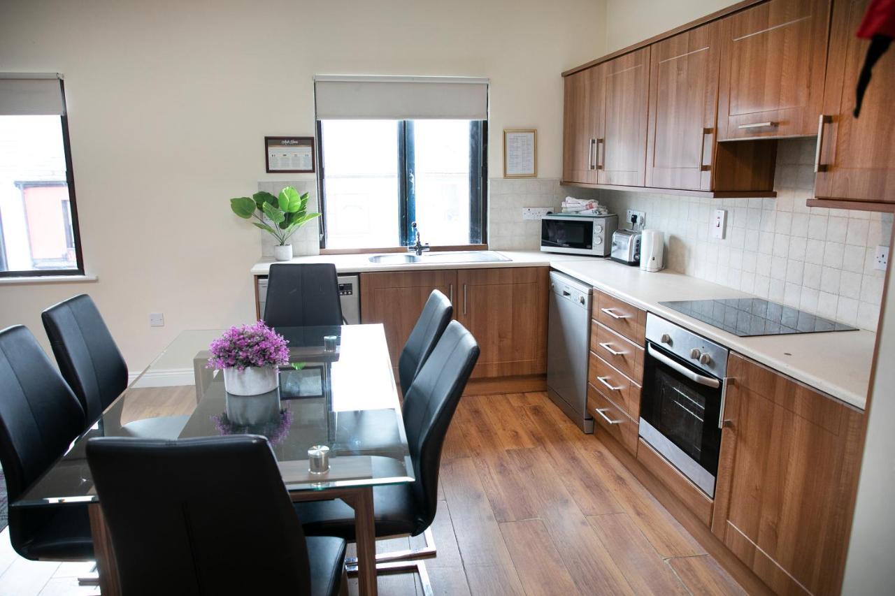 Arch House B&B & Apartments Άθλον Εξωτερικό φωτογραφία