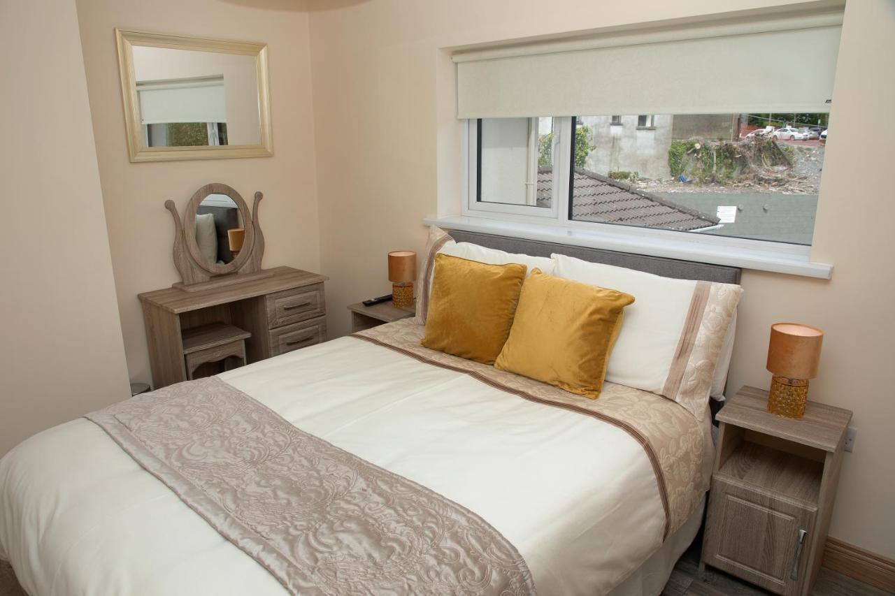 Arch House B&B & Apartments Άθλον Εξωτερικό φωτογραφία