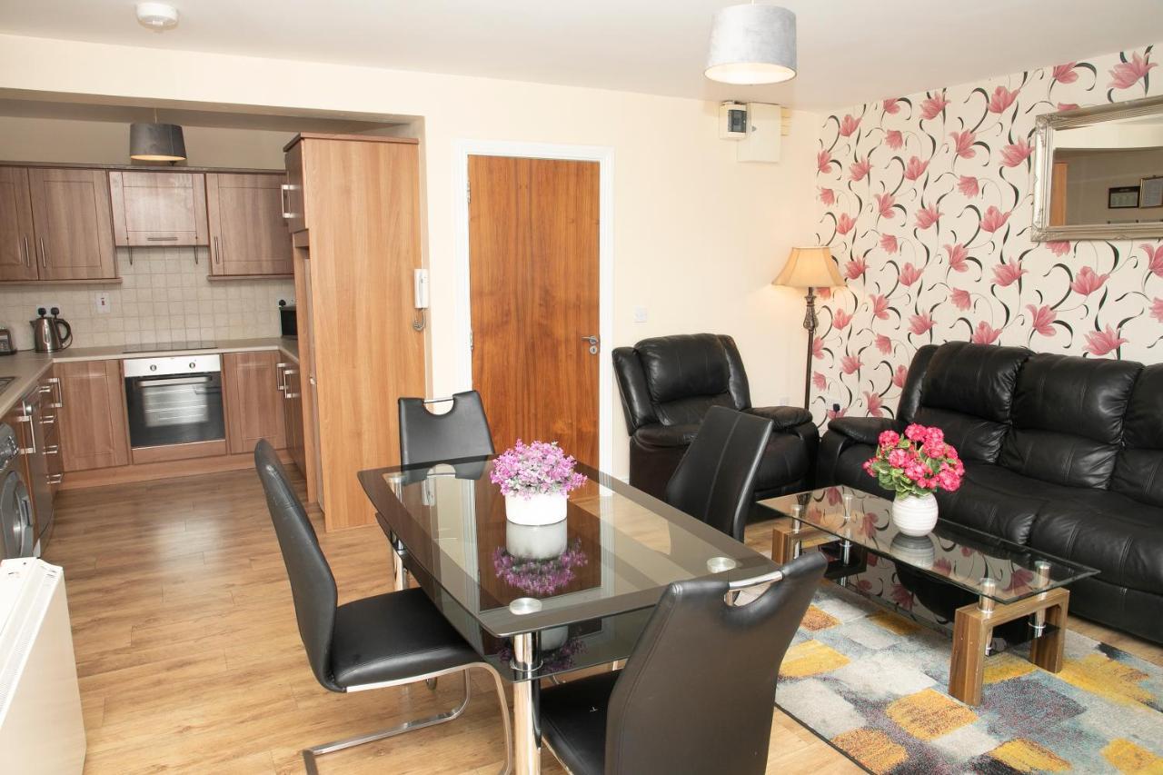Arch House B&B & Apartments Άθλον Εξωτερικό φωτογραφία