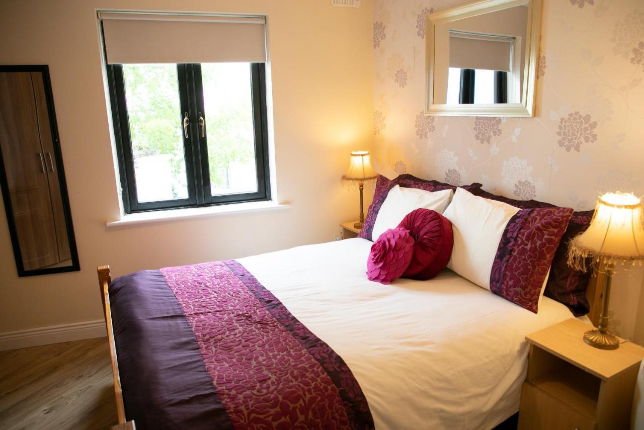 Arch House B&B & Apartments Άθλον Εξωτερικό φωτογραφία
